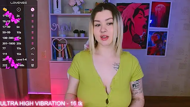 cutie mili online show from 03/04/25, 10:35