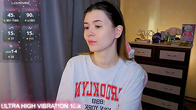 cutie mili online show from 11/05/25, 07:41