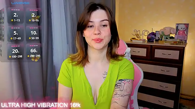 cutie mili online show from 11/07/25, 07:41