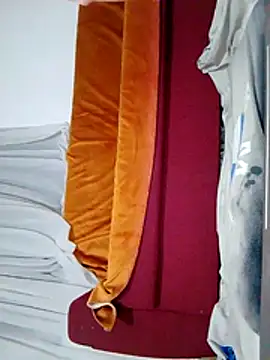 Snapshot of AndreaDeea chatting on 10/21/25, 09:48 AndreaDeea online show from 10/21/25, 09:48