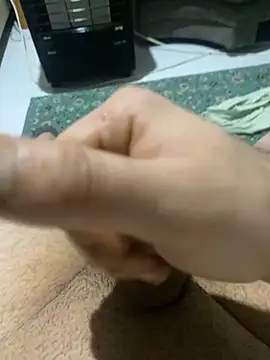 azginnn35 online show from 12/19/25, 12:50