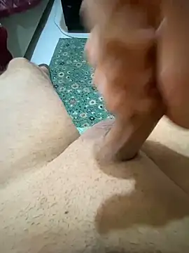 azginnn35 online show from 02/08/26, 11:13