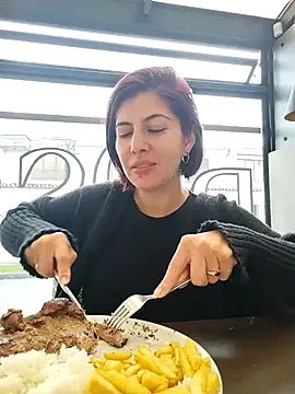 scarlett moore online show from 03/21/25, 09:45