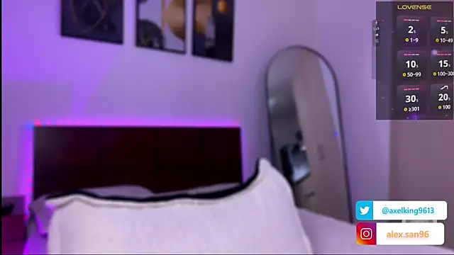 AxelKing1326 online show from 11/12/25, 09:36