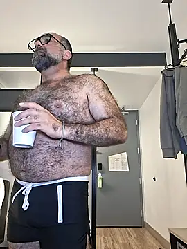 chainjulious online show from 04/22/26, 11:23