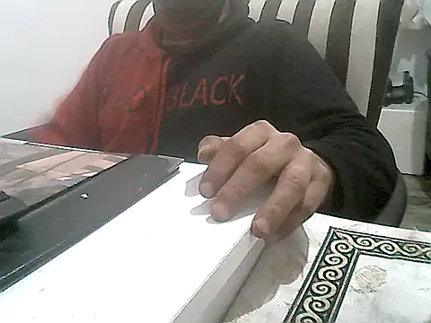 Snapshot of MezaRDanOnLineee chatting on 01/19/25, 09:45 MezaRDanOnLineee online show from 01/19/25, 09:45