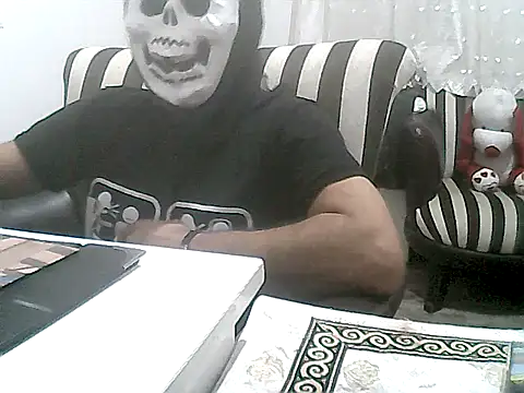 Snapshot of MezaRDanOnLineee chatting on 01/21/25, 10:30 MezaRDanOnLineee online show from 01/21/25, 10:30