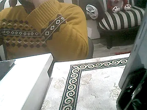 Snapshot of MezaRDanOnLineee chatting on 02/06/25, 09:06 MezaRDanOnLineee online show from 02/06/25, 09:06