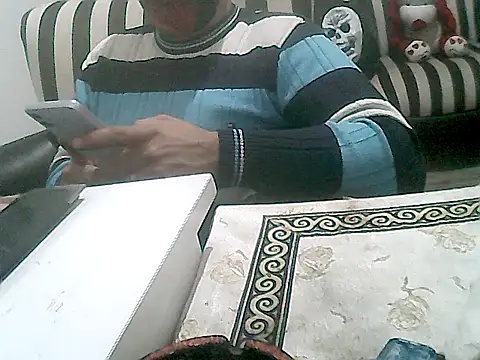 Snapshot of MezaRDanOnLineee chatting on 02/08/25, 09:57 MezaRDanOnLineee online show from 02/08/25, 09:57