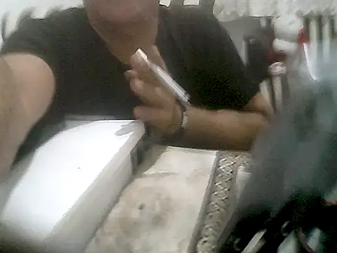 Snapshot of MezaRDanOnLineee chatting on 11/09/25, 12:20 MezaRDanOnLineee online show from 11/09/25, 12:20