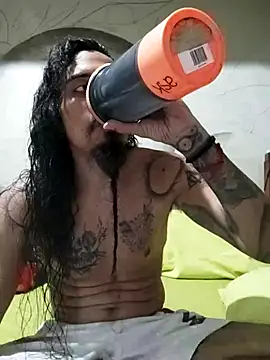 Snapshot of iirgastam3 chatting on 12/13/25, 11:32 iirgastam3 online show from 12/13/25, 11:32