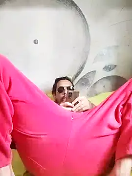 iirgastam3 online show from 12/18/25, 07:09