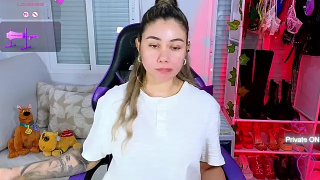 Tawny cox online show from 01/16/25, 04:18