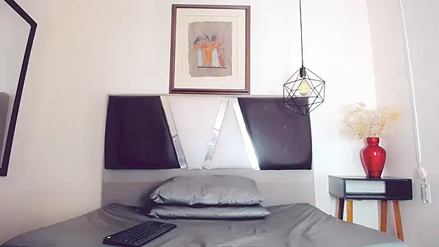 hilary rodriguez online show from 01/13/25, 07:31