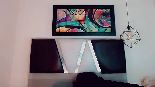 hilary rodriguez online show from 12/20/25, 07:21