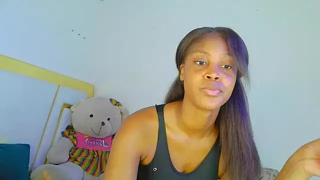 Snapshot of DayanaWood chatting on 10/27/25, 02:54 DayanaWood online show from 10/27/25, 02:54