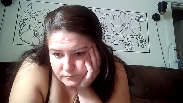 Snapshot of creativescholar1992 chatting on 09/08/25, 06:51 creativescholar1992 online show from 09/08/25, 06:51