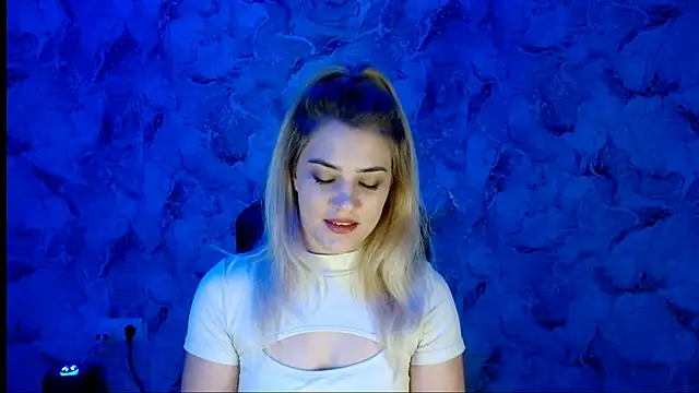 nika gold1 online show from 12/15/25, 01:15