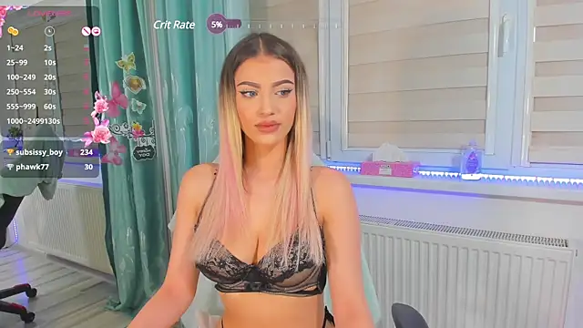 Snapshot of HarleyOuinn chatting on 12/21/24, 09:36 HarleyOuinn online show from 12/21/24, 09:36