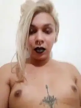 Snapshot of transgirl26 chatting on 01/30/25, 01:22 transgirl26 online show from 01/30/25, 01:22