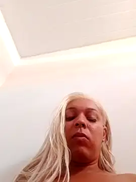 Snapshot of transgirl26 chatting on 07/07/26, 01:48 transgirl26 online show from 07/07/26, 01:48