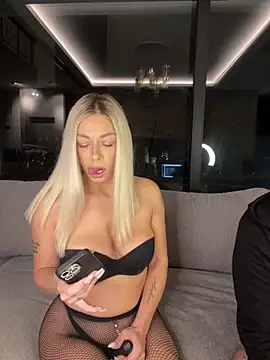 SexOnMyLvL online show from 04/22/26, 08:43