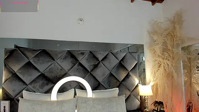 Snapshot of sofhiaa_adaams chatting on 11/11/25, 09:15 sofhiaa adaams online show from 11/11/25, 09:15