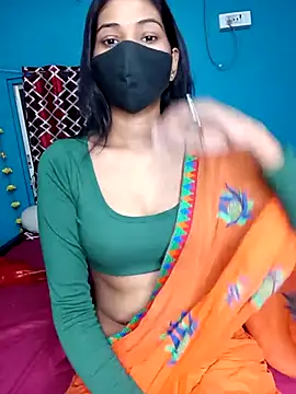 Snapshot of Triha_18 chatting on 03/06/25, 08:16 Triha 18 online show from 03/06/25, 08:16