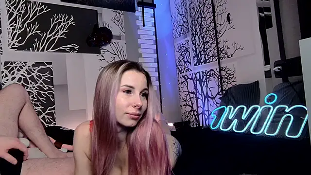 Snapshot of niki7377 chatting on 02/22/25, 03:14 niki7377 online show from 02/22/25, 03:14