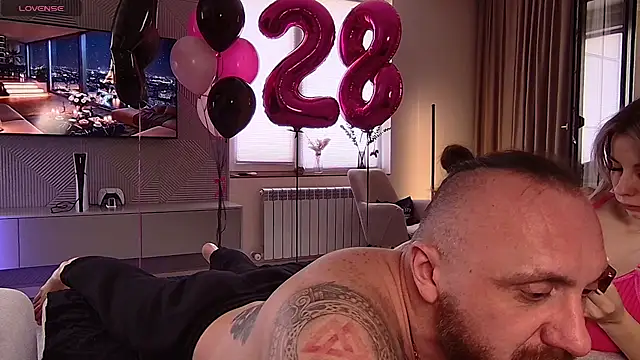 niki7377 online show from 04/21/26, 05:14