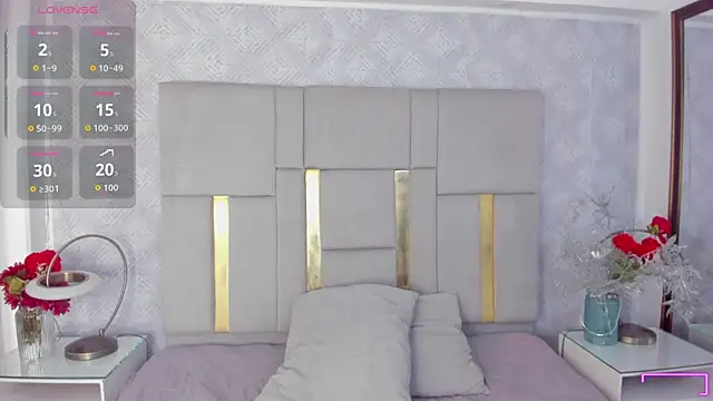 Camilaa Sanchez  online show from 10/13/25, 12:16