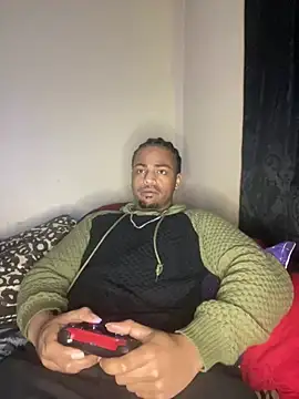 Snapshot of Elgrazonamor chatting on 12/25/24, 12:27 Elgrazonamor online show from 12/25/24, 12:27