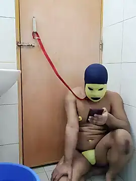 Snapshot of zentaishow chatting on 09/23/25, 11:24 zentaishow online show from 09/23/25, 11:24