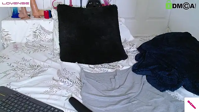 Hot Candy  online show from 01/09/25, 04:39