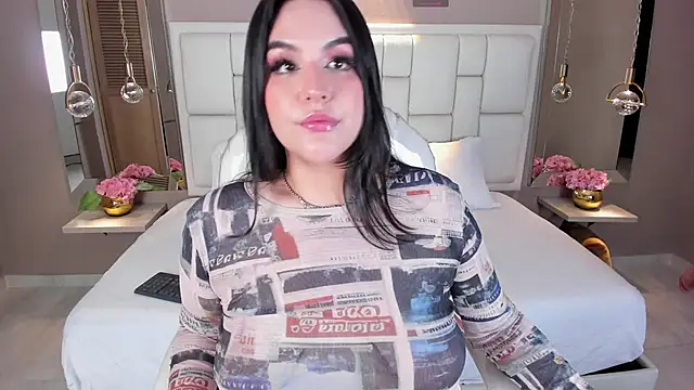 Snapshot of Biancax_ chatting on 03/07/25, 03:29 Biancax online show from 03/07/25, 03:29