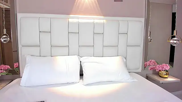 Snapshot of Biancax_ chatting on 03/12/25, 03:13 Biancax online show from 03/12/25, 03:13