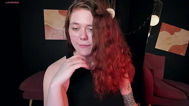 Snapshot of SophiePure chatting on 01/26/25, 11:50 SophiePure online show from 01/26/25, 11:50