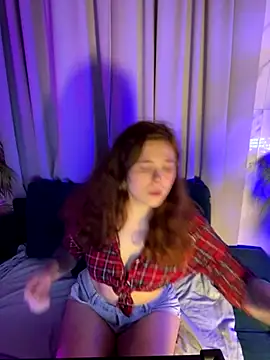 SophiePure online show from 11/04/25, 01:21