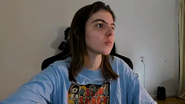 emmamurrr online show from 03/04/25, 07:43