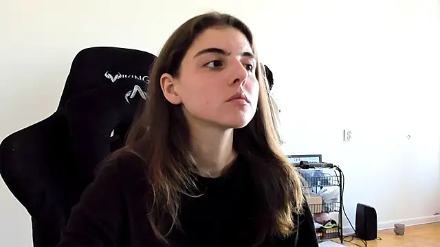 emmamurrr online show from 09/09/25, 09:53