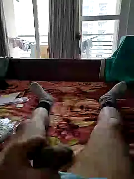 Snapshot of Nuttysub chatting on 12/18/24, 05:48 Nuttysub online show from 12/18/24, 05:48