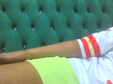 Sexy Riri online show from 01/07/26, 08:22