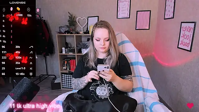 flower sarah  online show from 03/07/25, 02:34