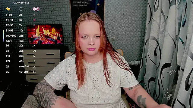 flower sarah  online show from 06/03/26, 10:37