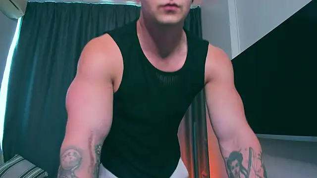 Samuel Andrew online show from 02/17/25, 08:41