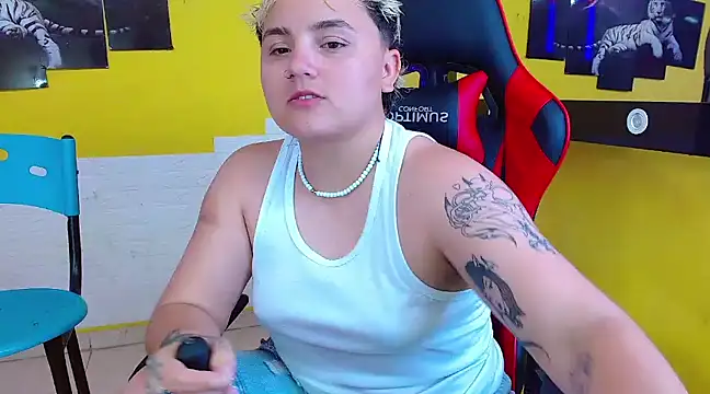 isabeautyx19 online show from 03/05/25, 01:10