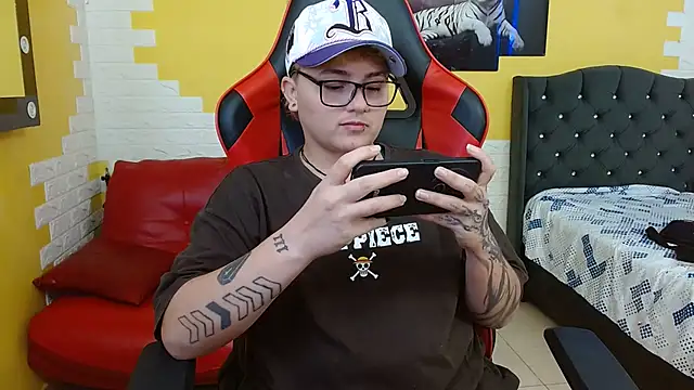 isabeautyx19 online show from 09/09/25, 02:11