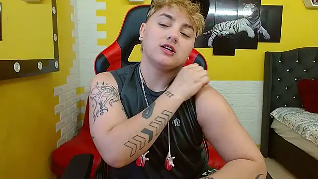 isabeautyx19 online show from 09/27/25, 03:00