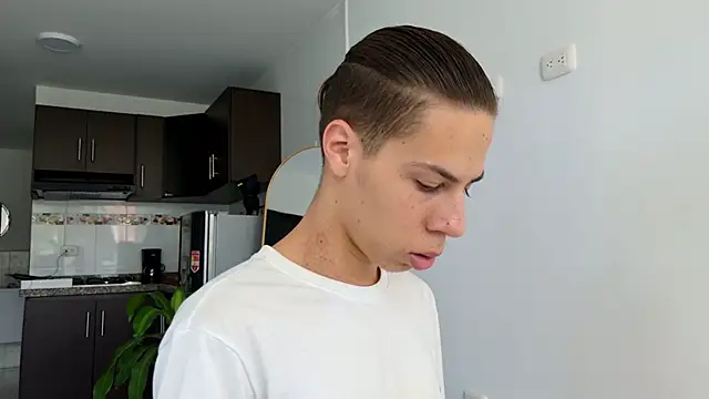 grey   27 online show from 02/19/25, 09:03