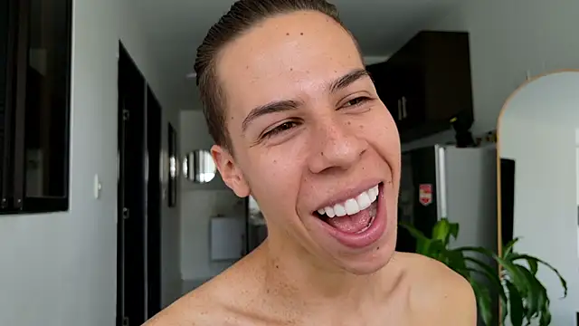 grey   27 online show from 02/20/25, 04:57